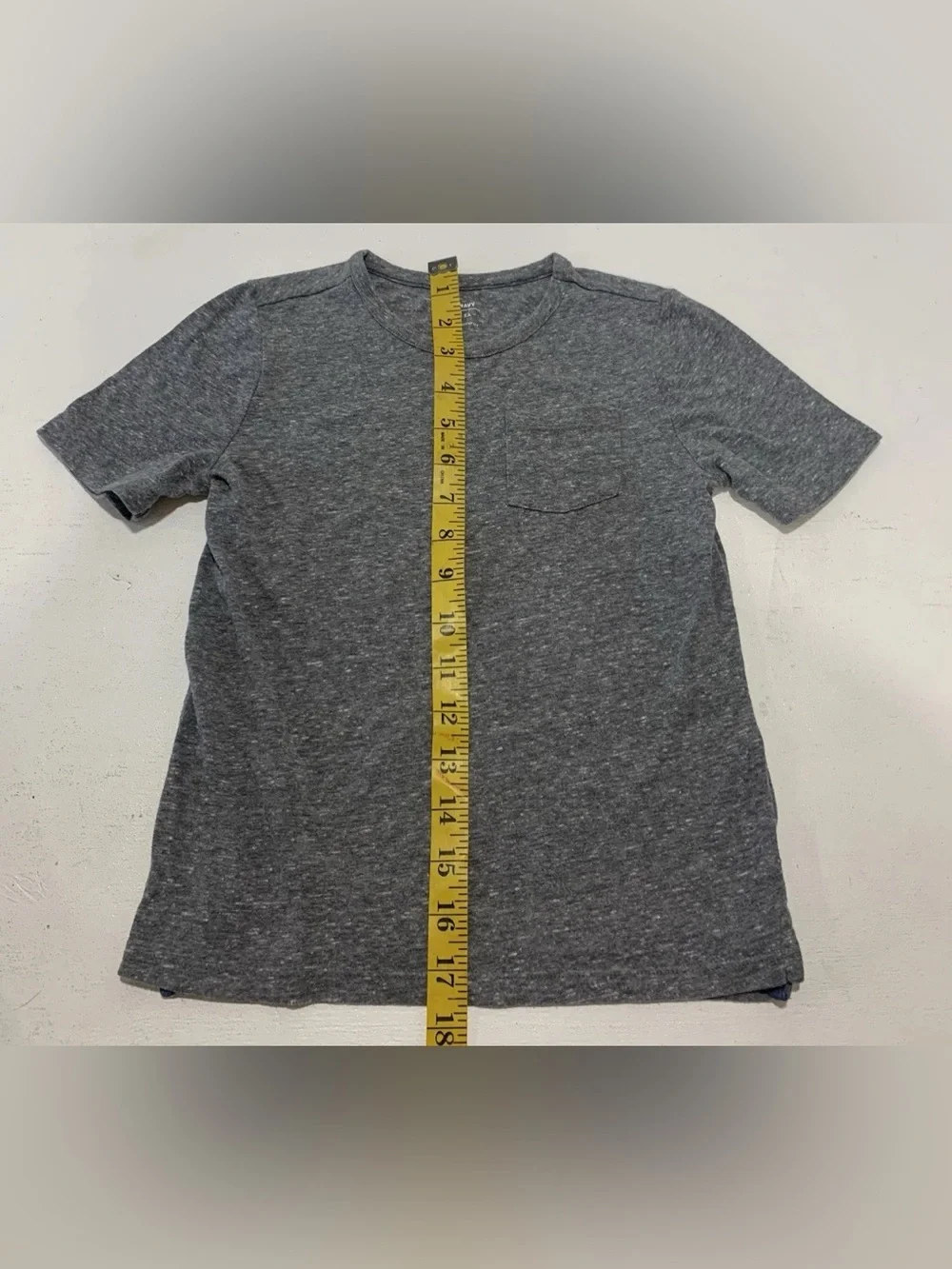Old Navy Boys Gray Short Sleeve T-Shirt Size 5T